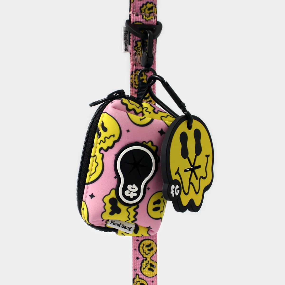 Dog Poop Tag Carrier - 'Trippy Face' - Floof Gang